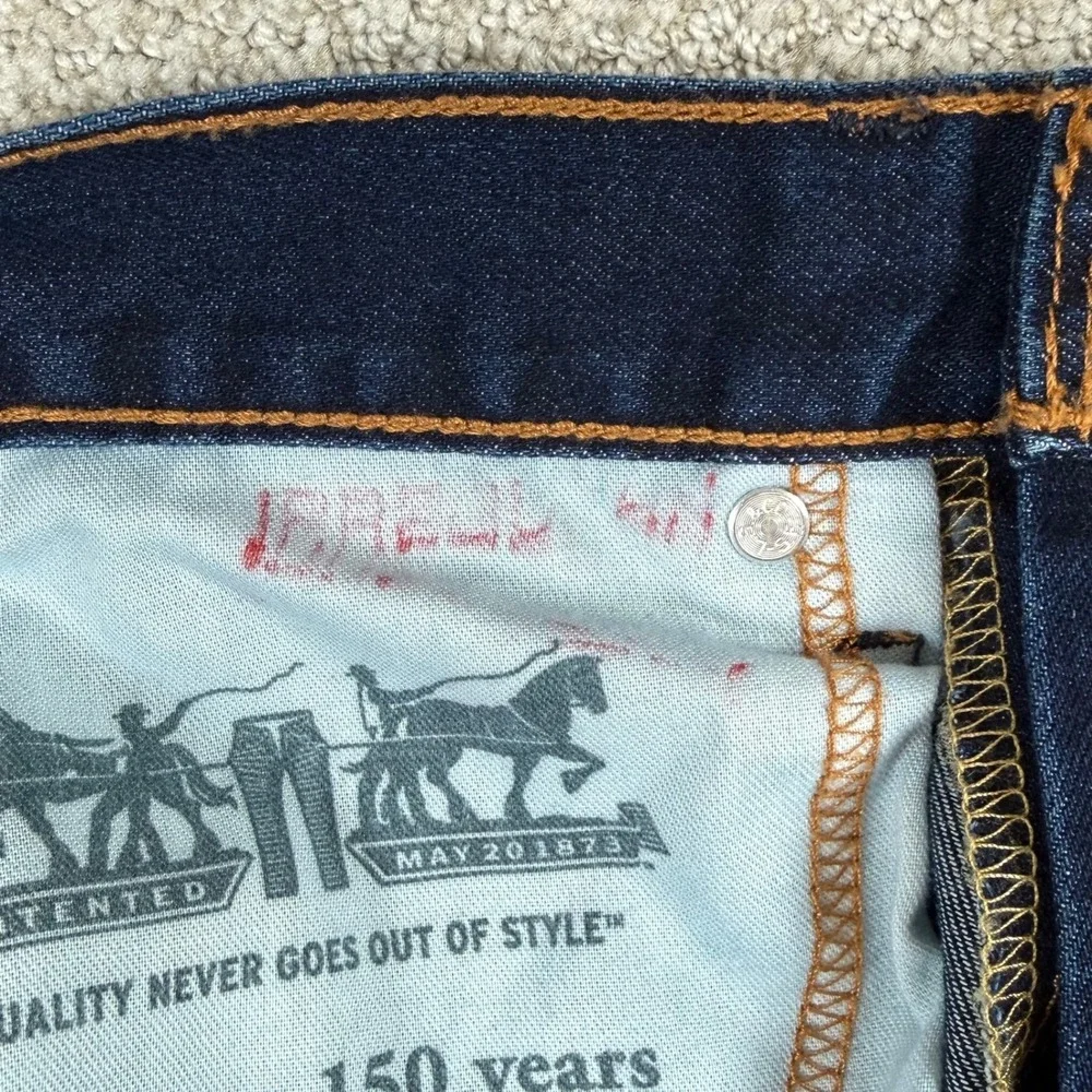 NEW Levi's 505 Mens 34x30 (Actual 32x29) Regular Fit Straight Leg Jeans *Read